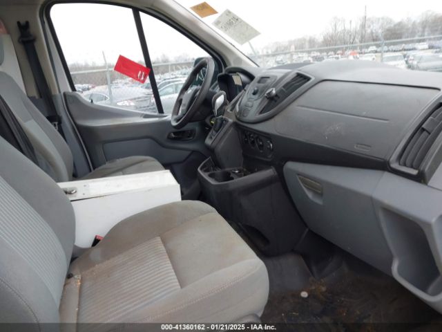 1FTNE1ZM6FKA18311 Ford Transit-150
