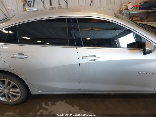 1G1ZE5ST3HF181500 Chevrolet MALIBU 1LT