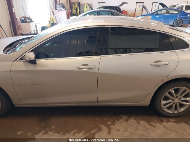 1G1ZE5ST3HF181500 Chevrolet MALIBU 1LT