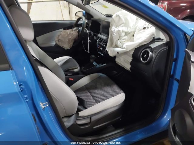 KM8K2CAB5NU773515 Hyundai Kona Se
