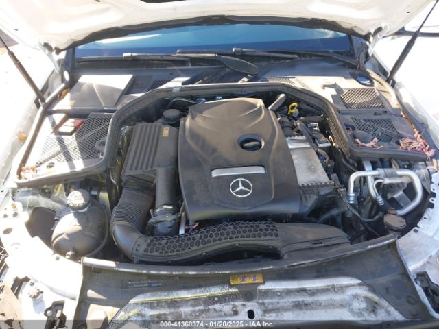 55SWF4JB1FU086668 Mercedes-Benz C 300 Luxury/sport
