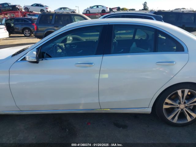 55SWF4JB1FU086668 Mercedes-Benz C 300 Luxury/sport