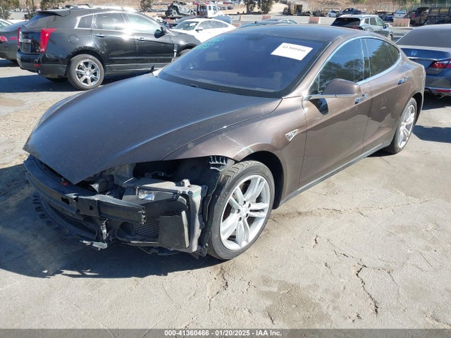 2013 TESLA MODEL S 5YJSA1DN4DFP19552 Photo 1