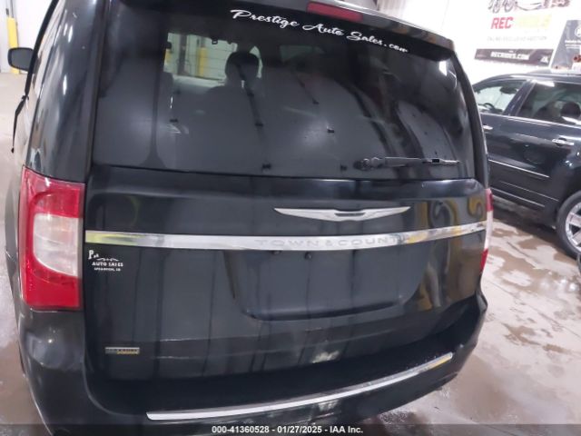 2C4RC1BG9ER436048 Chrysler Town & Country Touring