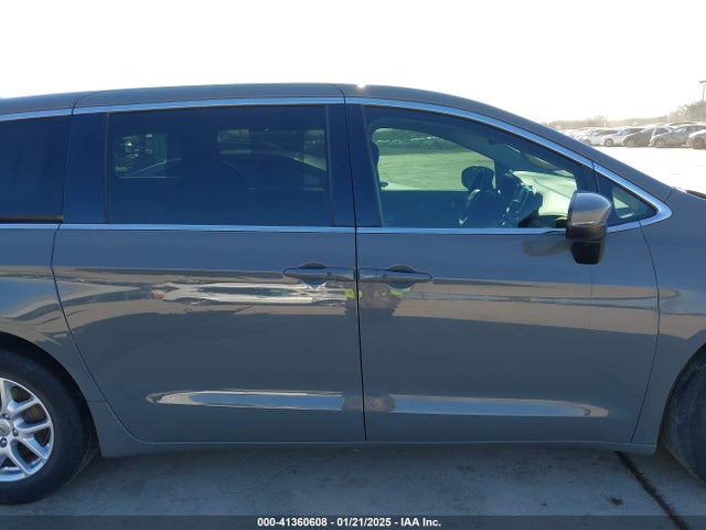 Chrysler Pacifica Touring L 2023 2C4RC1BG0PR506880 Image 14