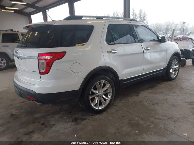 Ford Explorer Limited 2014 1FM5K8F87EGB84715 Image 4