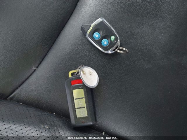 2010 MITSUBISHI OUTLANDER JA4JT5AX3AZ013904 Photo 10