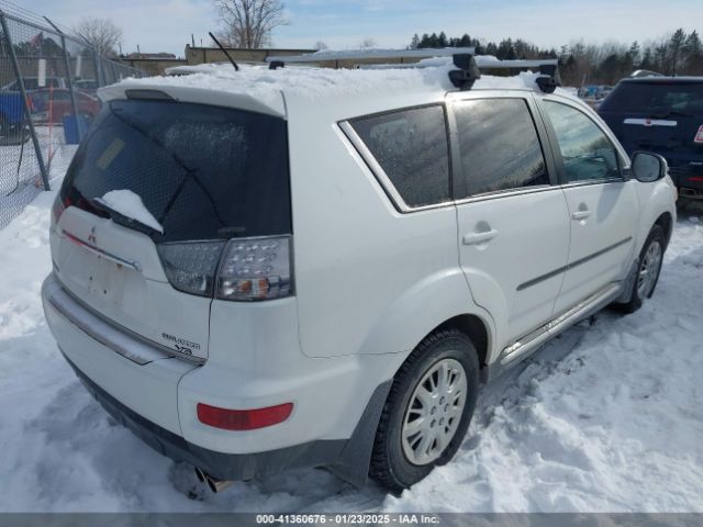 2010 MITSUBISHI OUTLANDER JA4JT5AX3AZ013904 Photo 3
