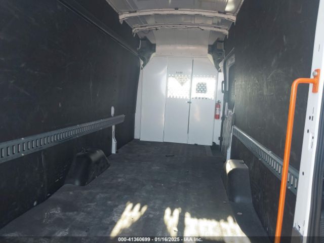 1FTBR3X80NKA65812 Ford Transit-250 Cargo Van
