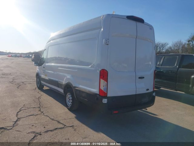 1FTBR3X80NKA65812 Ford Transit-250 Cargo Van