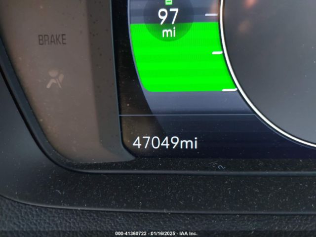 1G1FY6S05P4154055 Chevrolet Bolt Euv Fwd Lt