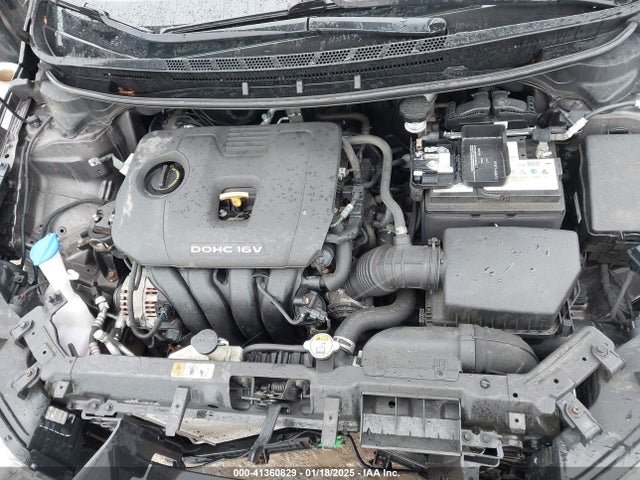 3KPFK4A74JE218667 KIA Forte