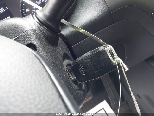 3KPFK4A74JE218667 KIA Forte