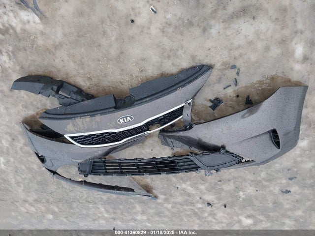 3KPFK4A74JE218667 KIA Forte