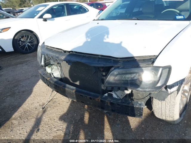 2017 CHRYSLER 300C 2C3CCAEG7HH596512 Photo 5