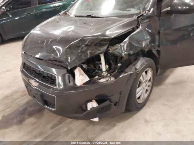 1G1JC5SHXG4138801 Chevrolet Sonic Lt Auto