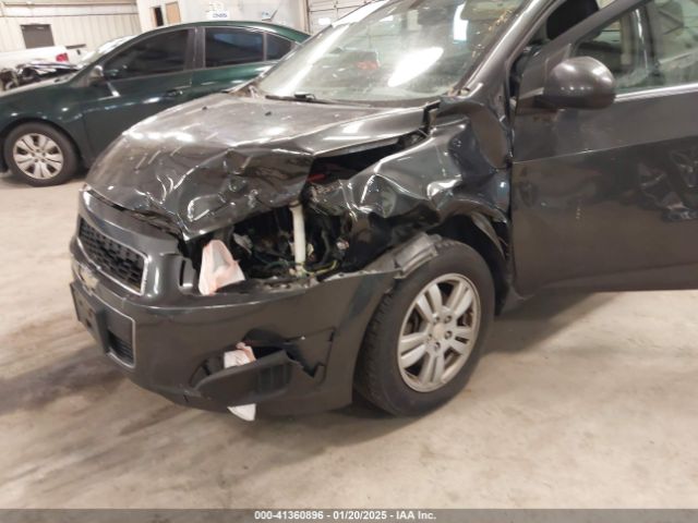 1G1JC5SHXG4138801 Chevrolet Sonic Lt Auto