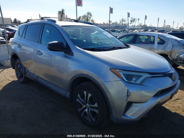 Toyota RAV4 LE 2017 2T3ZFREV8HW336176 Image 1