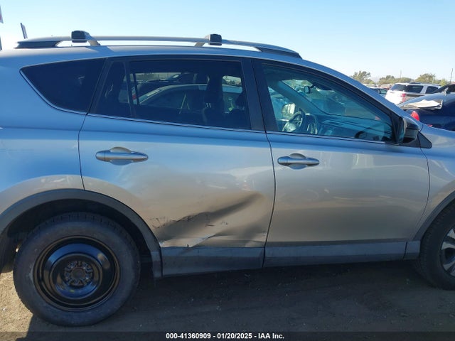 Toyota RAV4 LE 2017 2T3ZFREV8HW336176 Image 13