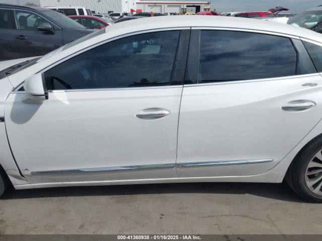 1G4ZR5SS1HU168903 Buick Lacrosse Premium
