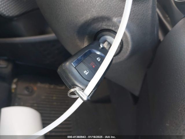 JTNKHMBX9K1016922 Toyota C-HR LE