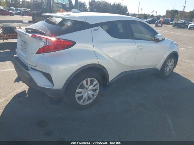 JTNKHMBX9K1016922 Toyota C-HR LE