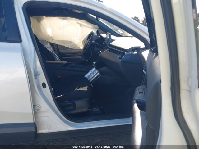 JTNKHMBX9K1016922 Toyota C-HR LE