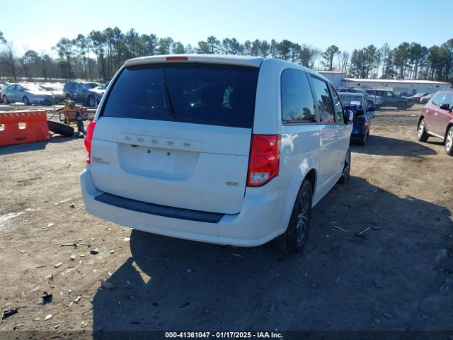 2C4RDGBG1JR199145 Dodge Grand Caravan Se Plus