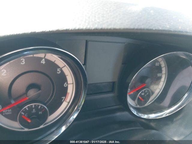 2C4RDGBG1JR199145 Dodge Grand Caravan Se Plus