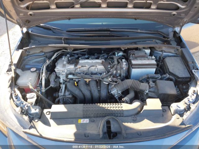 5YFEPMAE3NP335687 Toyota COROLLA LE