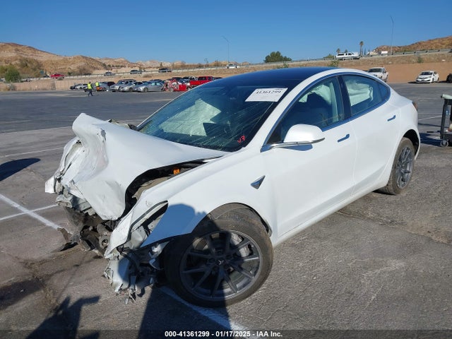 2018 TESLA MODEL 3 5YJ3E1EB5JF066738 Photo 1