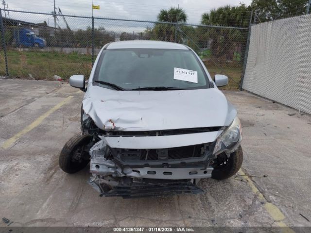 ML32AUHJ9MH010661 Mitsubishi Mirage Carbonite Edition/es/le