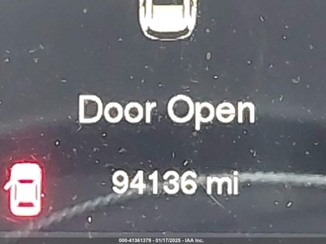 1C4PJLAB8HW580846 Jeep Cherokee Altitude Fwd