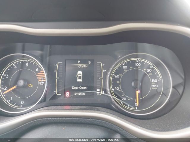1C4PJLAB8HW580846 Jeep Cherokee Altitude Fwd