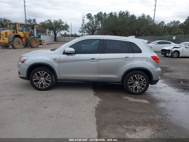 JA4AP3AW5JU000729 Mitsubishi Outlander Sport 2.4 Se