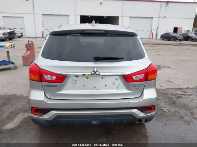 JA4AP3AW5JU000729 Mitsubishi Outlander Sport 2.4 Se