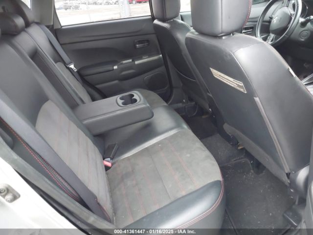 JA4AP3AW5JU000729 Mitsubishi Outlander Sport 2.4 Se