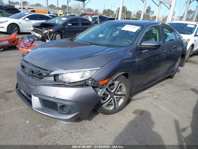 Honda Civic Lx 2018 2HGFC2F64JH531483 Image 2