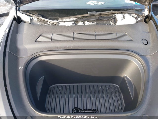2022 TESLA MODEL Y 7SAYGDEE4NA008363 Photo 9