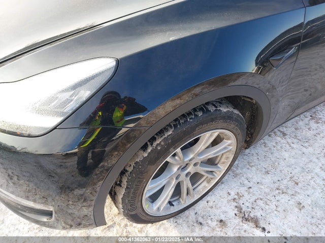 2022 TESLA MODEL Y 7SAYGDEE4NA008363 Photo 5