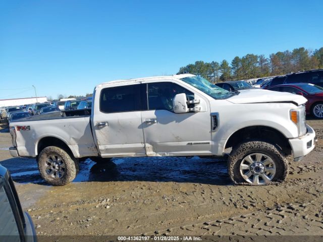 1FT7W2BT4HEE52421 Ford F-250 Lariat