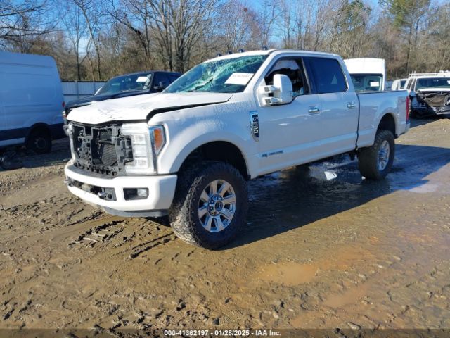 1FT7W2BT4HEE52421 Ford F-250 Lariat