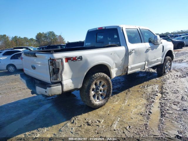 1FT7W2BT4HEE52421 Ford F-250 Lariat