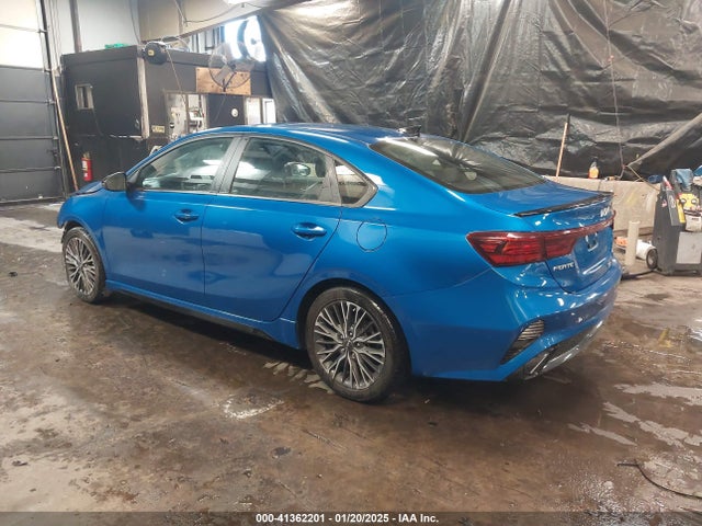 3KPF54AD1PE568375 KIA Forte Gt-line
