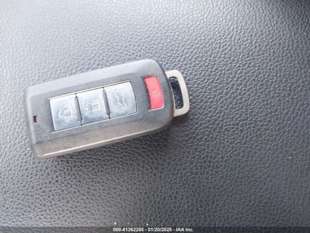 2018 MITSUBISHI OUTLANDER JA4AZ3A39JJ006387 Photo 10