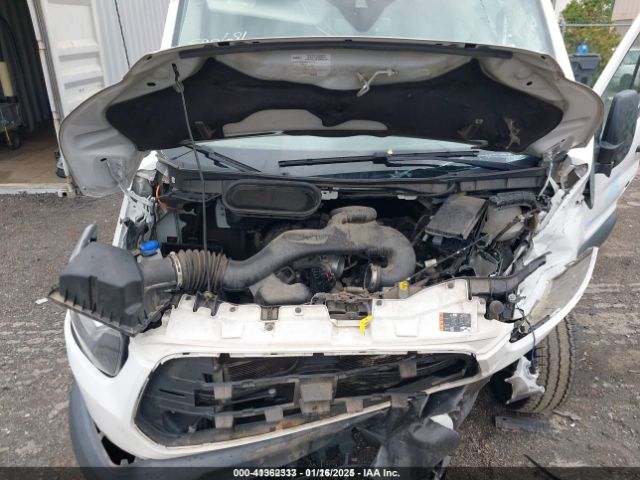 1FTYR2CM1HKB06542 Ford Transit-250