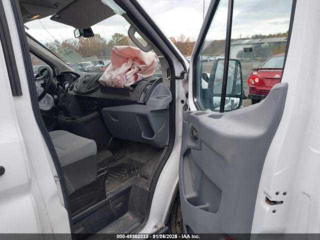 1FTYR2CM1HKB06542 Ford Transit-250