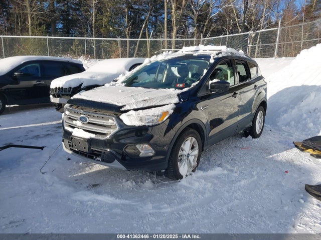 Ford ESCAPE SE 2018 1FMCU9GD2JUD12177 Image 2