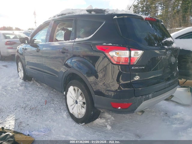 Ford ESCAPE SE 2018 1FMCU9GD2JUD12177 Image 3