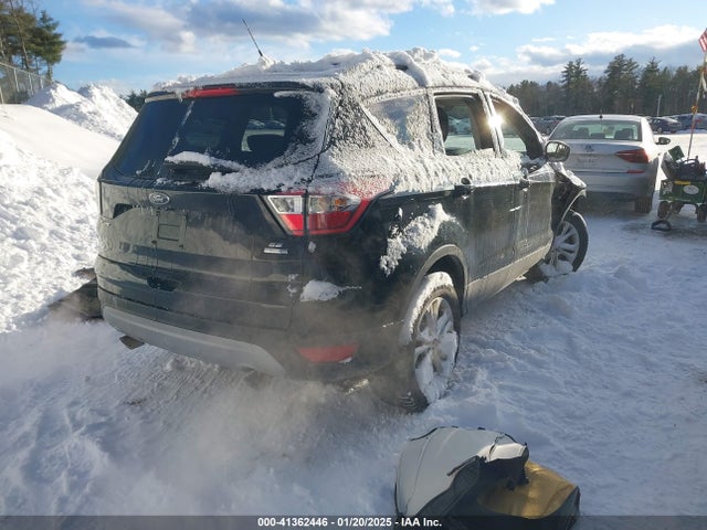 Ford ESCAPE SE 2018 1FMCU9GD2JUD12177 Image 4